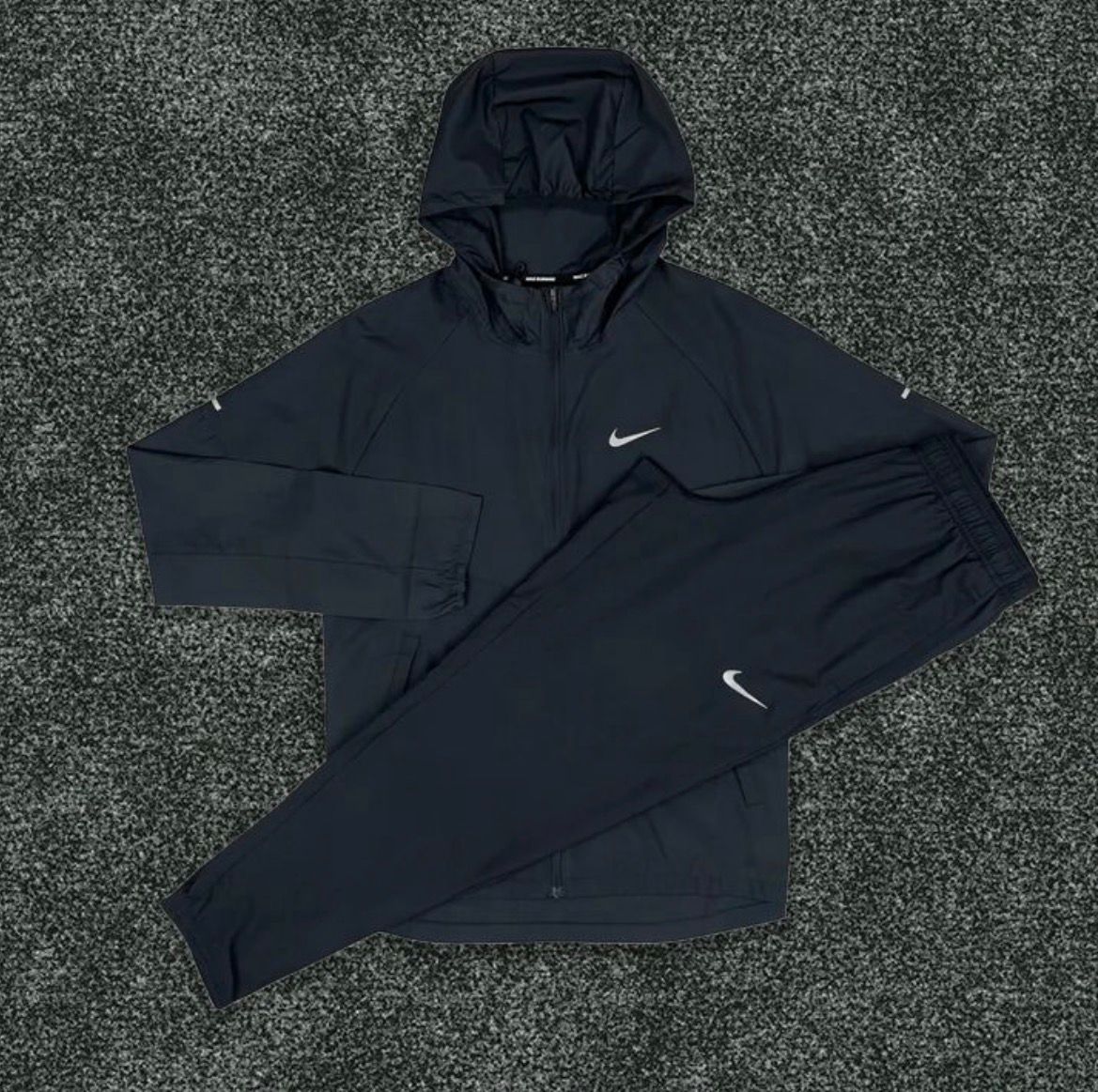 Tracksuit supplier